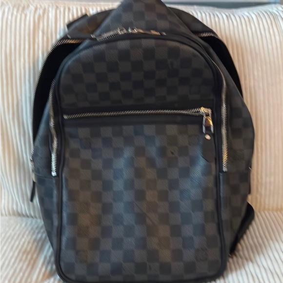 Louis Vuitton Black Damier Michael Backpack 🎒 Excellent Condition - Picture 3 of 4